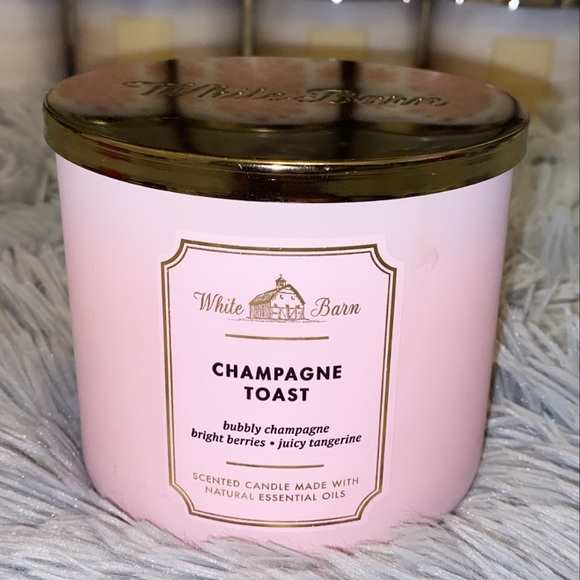 Bath & Body Works 3 Wick Candles - Picture 3 of 7